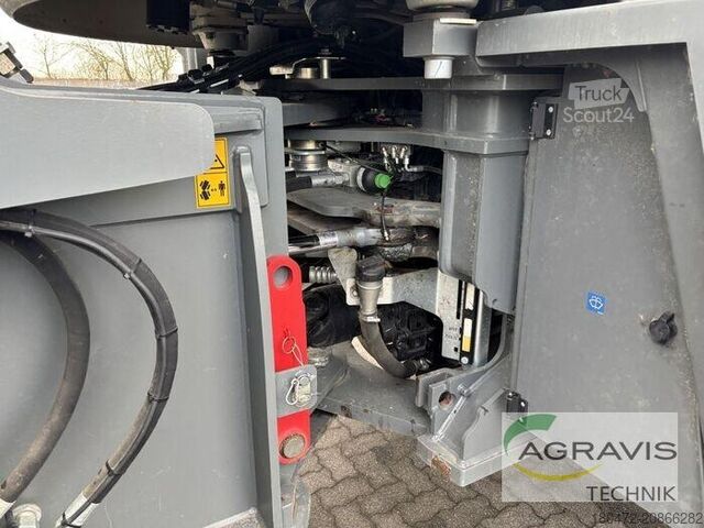 Hoflader Claas TORION 1913