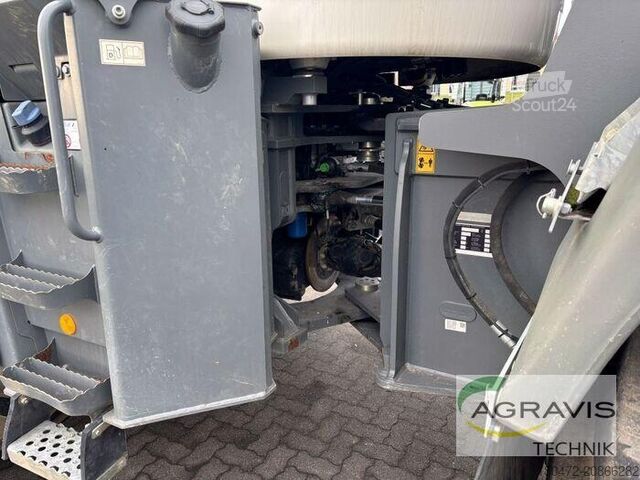 Hoflader Claas TORION 1913