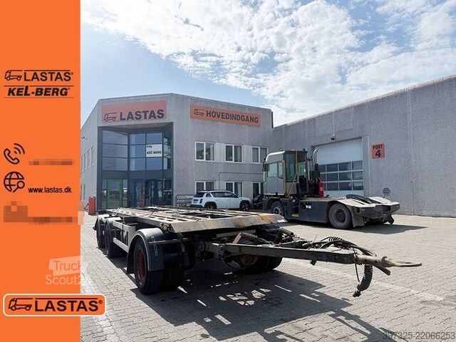 مقطورة نقل نوبا / مقطورة مركزية بنظام التفريغ القلاب Nopa Transfer trailer / Abrollzentralanhänger