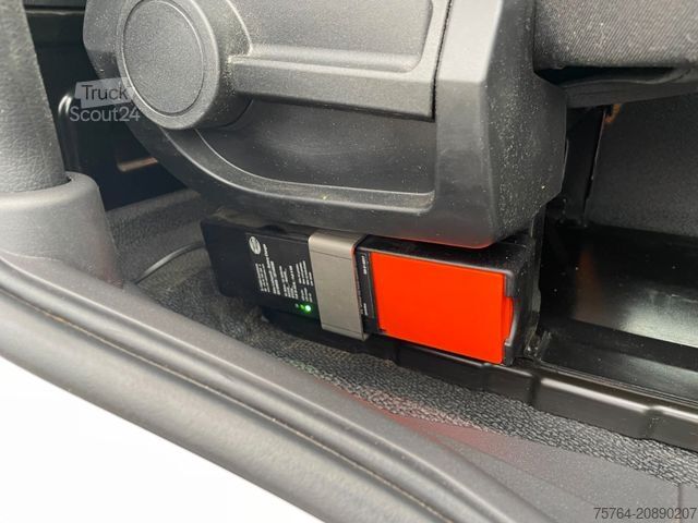 Three-sided tipper truck MERCEDES-BENZ 3351 Arocs/ABNEHMBARER Kran/Kipper/Bordmatik/6x6