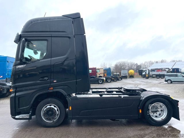 Tractora standard FORD F-Max 500 / 4x2 / Retarder / Navi / 1. Hand