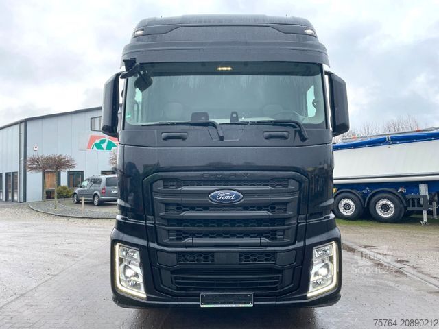 Tractora standard FORD F-Max 500 / 4x2 / Retarder / Navi / 1. Hand