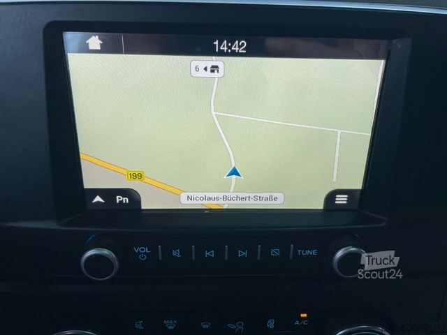 Tractora standard FORD F-Max 500 / 4x2 / Retarder / Navi / 1. Hand