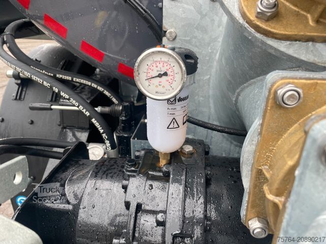 Tanker semitrailer D-TEC 30m³ Tanker Gülle / V2A / Gelenkt / Auch Miete!