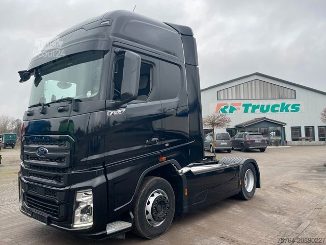 Tractora standard FORD F-Max 500 / 4x2 / Retarder / Navi / 1. Hand