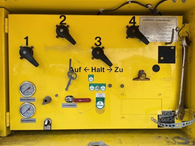 LKW mit Tankaufbau MAN TGX 26.460 mit 31m³ Heitling Silo / 4 Kammern