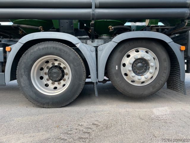 LKW mit Tankaufbau MAN TGX 26.460 mit 31m³ Heitling Silo / 4 Kammern