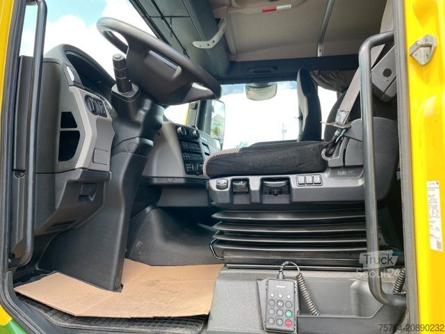 LKW mit Tankaufbau MAN TGX 26.460 mit 31m³ Heitling Silo / 4 Kammern