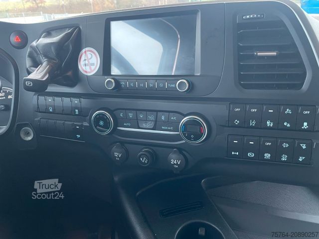 Tractora standard FORD F-Max 500 / 4x2 / Retarder / Navi / 1. Hand