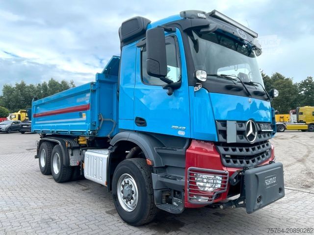 Tipper truck MERCEDES-BENZ 2643 /6x6H ALLRAD/Meiller/Bordmatik/Schneeplatte