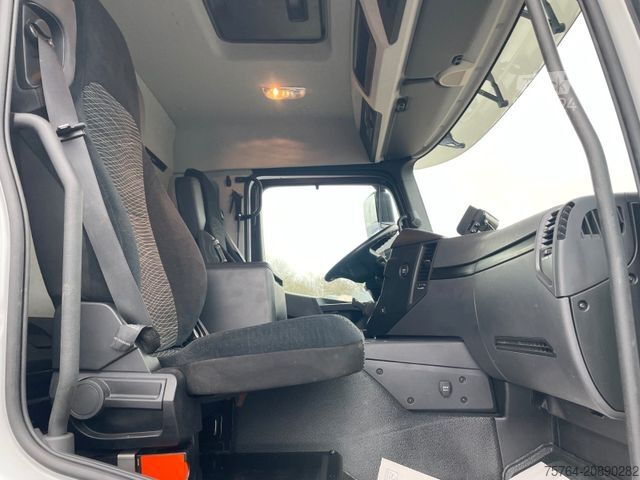 Grue montée sur camion MERCEDES-BENZ 3351 Arocs/ABNEHMBARER Kran/Kipper/Bordmatik/6x6