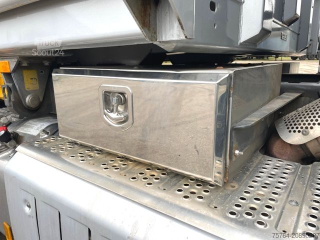 Tipper truck MERCEDES-BENZ 3351 Arocs/ABNEHMBARER Kran/Kipper/Bordmatik/6x6