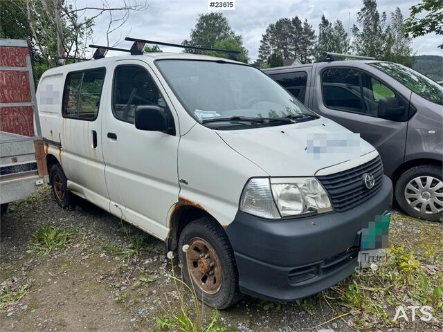 Stationwagen met hoog dak Toyota Hiace 4WD Van