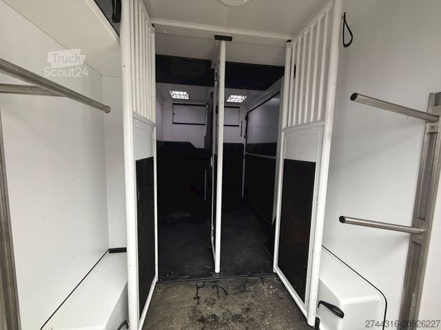 Kvægetransportør MAN TGE 3.180 A8 L4