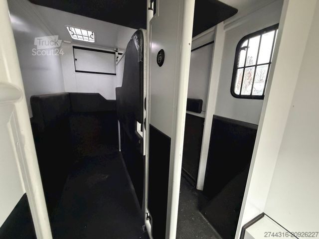 Kvægetransportør MAN TGE 3.180 A8 L4