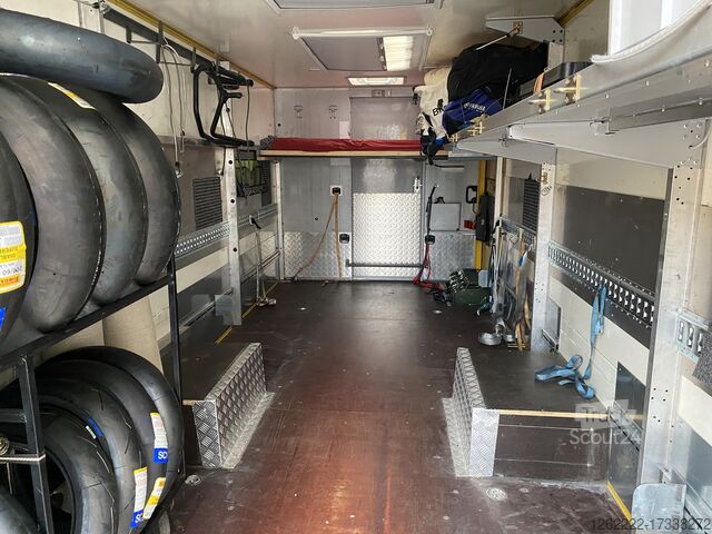 Standart traktör Iveco 65C14