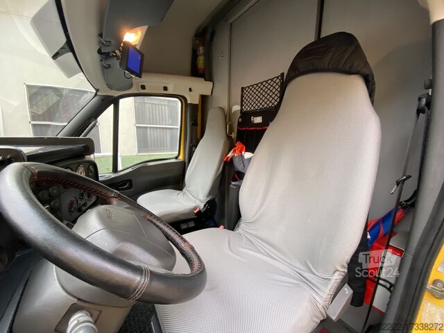 Standart traktör Iveco 65C14