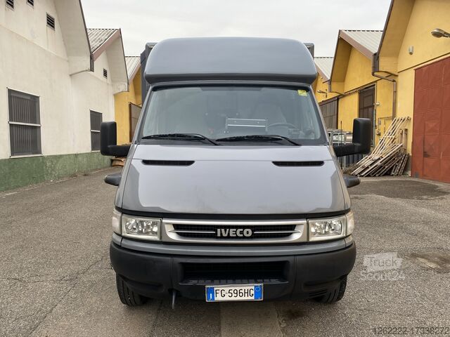 Standart traktör Iveco 65C14