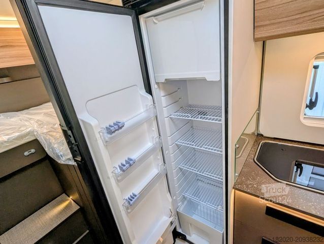 Teilintegriertes Wohnmobil BÜRSTNER B66 TD 690 G Hubbett