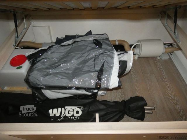 Husvagn HOBBY DE LUXE EDITION 440 SF