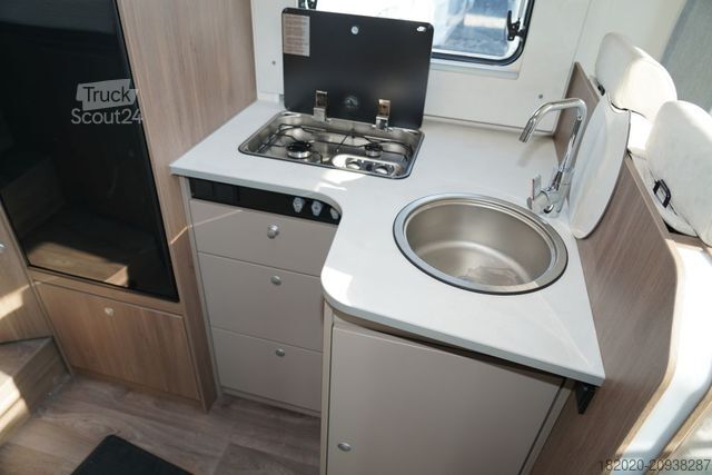 Daļēji integrēta kemperis CARADO T 448 Pro+ (42) 5 Sitze, 180 PS Automatik