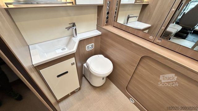 Teilintegriertes Wohnmobil BÜRSTNER Lyseo TD 684 G Harmony Line (25) Maxi 180 PS Aut