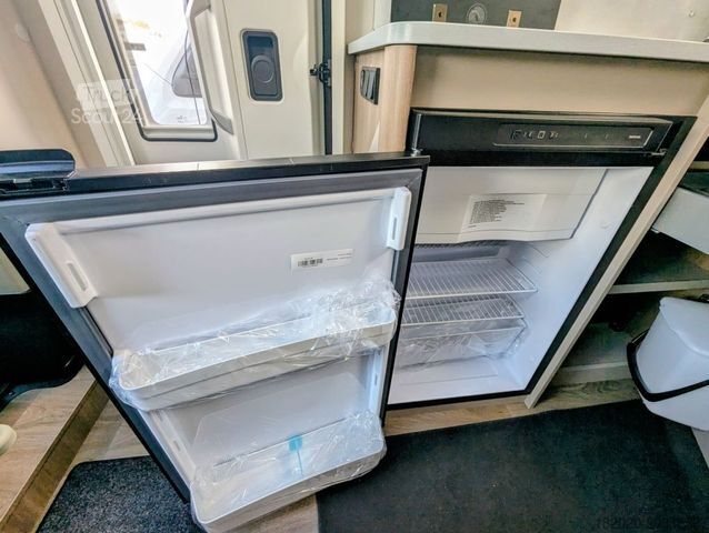 Daļēji integrēta kemperis CARADO T 135 Pro+ AUTOMATIK, HUBBETT, NAVI, RFK