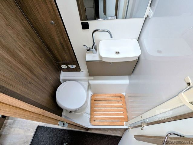 Daļēji integrēta kemperis CARADO T 448 Pro+ HUBBETT,AUTOMATIK,NAVI, MJ26