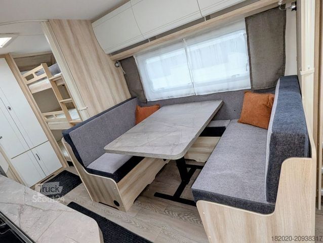 Husvagn HOBBY De Luxe 545 KMF Kindebett 3-STÖCKIG, AUFLAST.