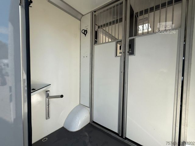 Transporteur de bétail RENAULT Master STX 3 Sitzer  Haras / Hengste