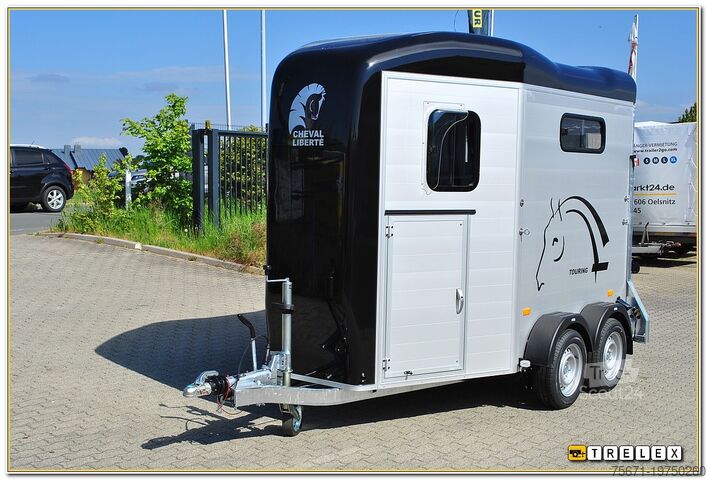 Paardentrailer Cheval Liberté Touring Jumping Sattelkammer V1 2600 kg