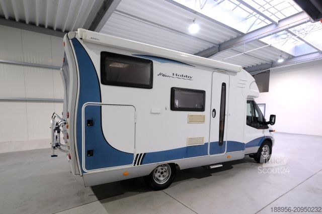 Halvintegrerad husbil HOBBY Siesta T 600 GFLC/Festbett/Garage/Klima/Markise