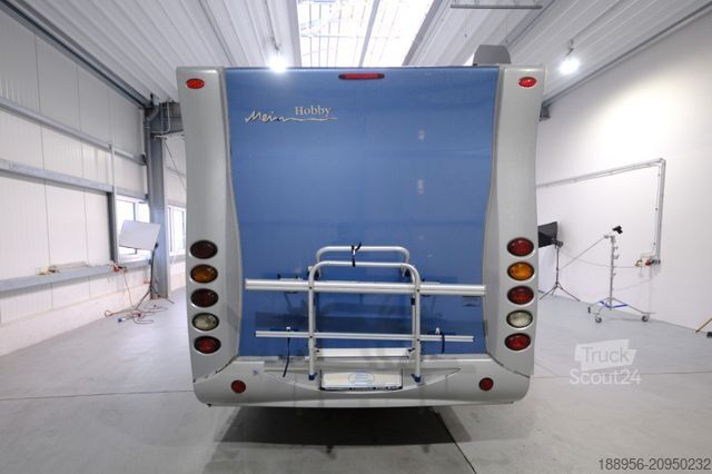 Halvintegrerad husbil HOBBY Siesta T 600 GFLC/Festbett/Garage/Klima/Markise