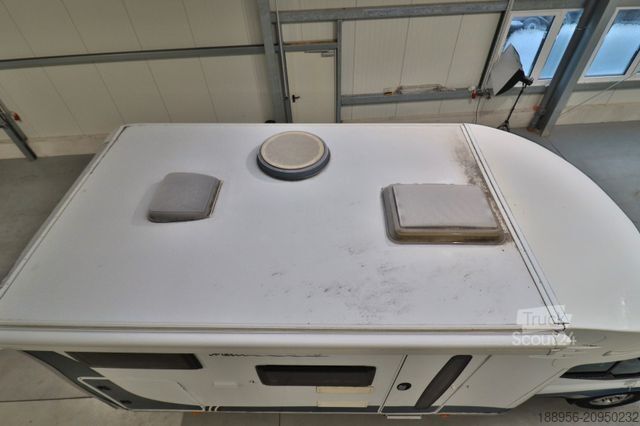 Halvintegrerad husbil HOBBY Siesta T 600 GFLC/Festbett/Garage/Klima/Markise