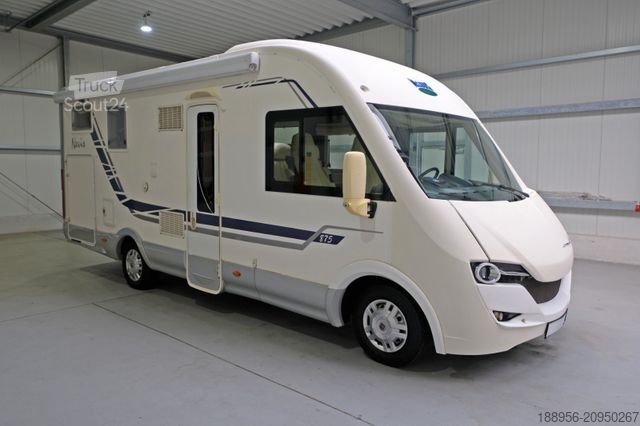 Autorulotă integrată MCLOUIS Nevis 875/Festbett+Hubbett/Garage/Klima/Markise