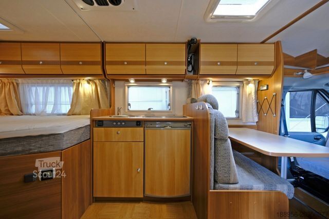 Camping-car semi-intégré CARADO T 345/Festbett/Standklima/Markise/Solaranlage