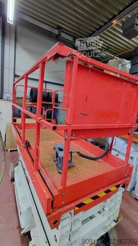 Podizanje makaza JLG 3246ES