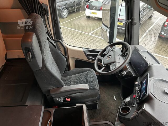 MTS standard Mercedes-Benz Actros 1842 Gigaspace / 430 dkm / NL Truck / AP...