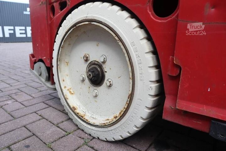 Scissor lift PB LIFT S225-12ES Electric, 4x2 Drive, 22.5m Working