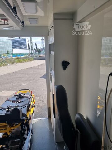 Ambulance Mercedes-Benz Sprinter Rettungswagen
