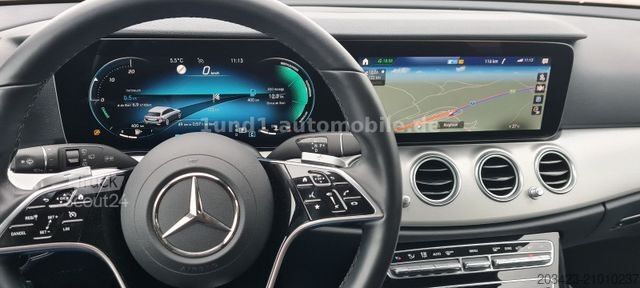 Minibüs MERCEDES-BENZ E 400 dT 4Matic Avant LED 9G-Tronic MBUX Widescr