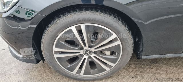 Minibüs MERCEDES-BENZ E 400 dT 4Matic Avant LED 9G-Tronic MBUX Widescr