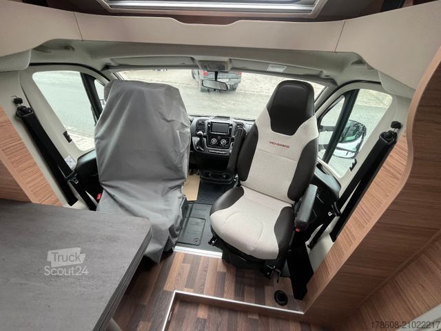 Caravana semiintegrada WEINSBERG CaraCompact 600 MF Auto, Mj.26, S7 Fenster,  uvm