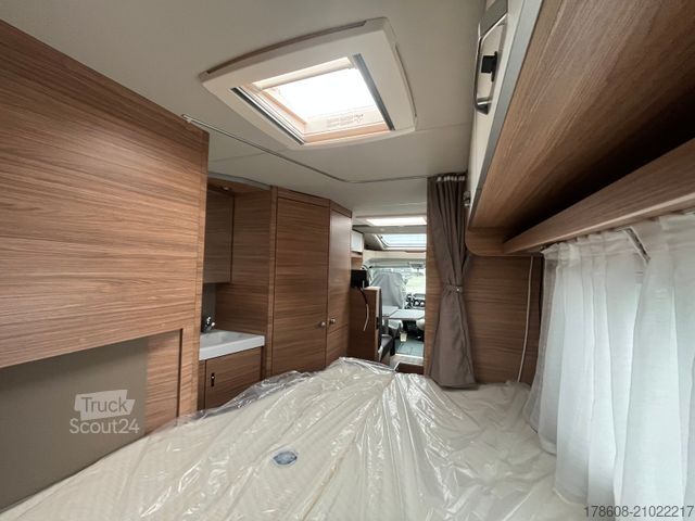 Caravana semiintegrada WEINSBERG CaraCompact 600 MF Auto, Mj.26, S7 Fenster,  uvm