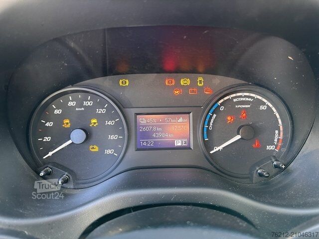 Minibus MERCEDES-BENZ eVito 111 Kasten Lang