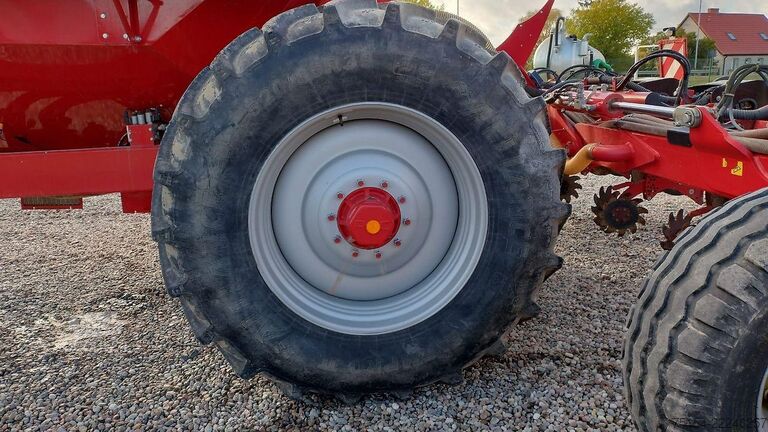 Semeadora de precisão Horsch Maestro 12SW