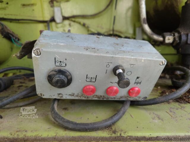 Прес-підбирач (сільське господарство) Fortschritt K550 A