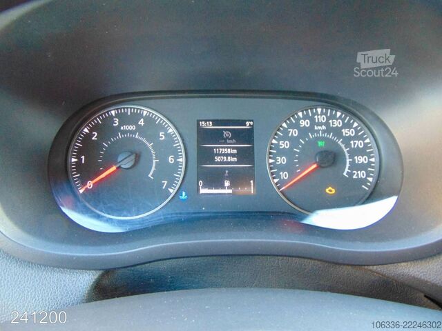 Dubă cu acoperiș înalt RENAULT Master 2.3 dCi L2H2 -KLIMA-