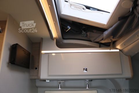 Автодім Bürstner Lineo C 590