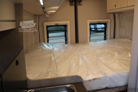 Автодім Bürstner Lineo C 590